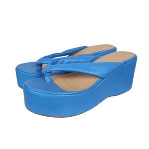 Urban Outfitters Blue Faux Leather Platform Heel Thong Sandals 8